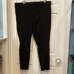 Liverpool pull on Moto black pants size 20
